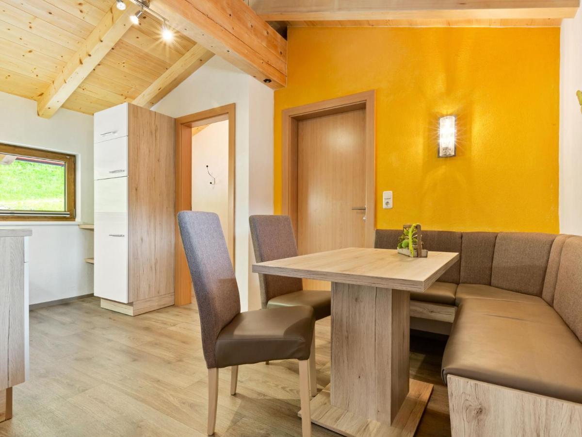 Cozy apartment in Hollersbach in Pinzgau with Hollersbach im Pinzgau Exterior foto